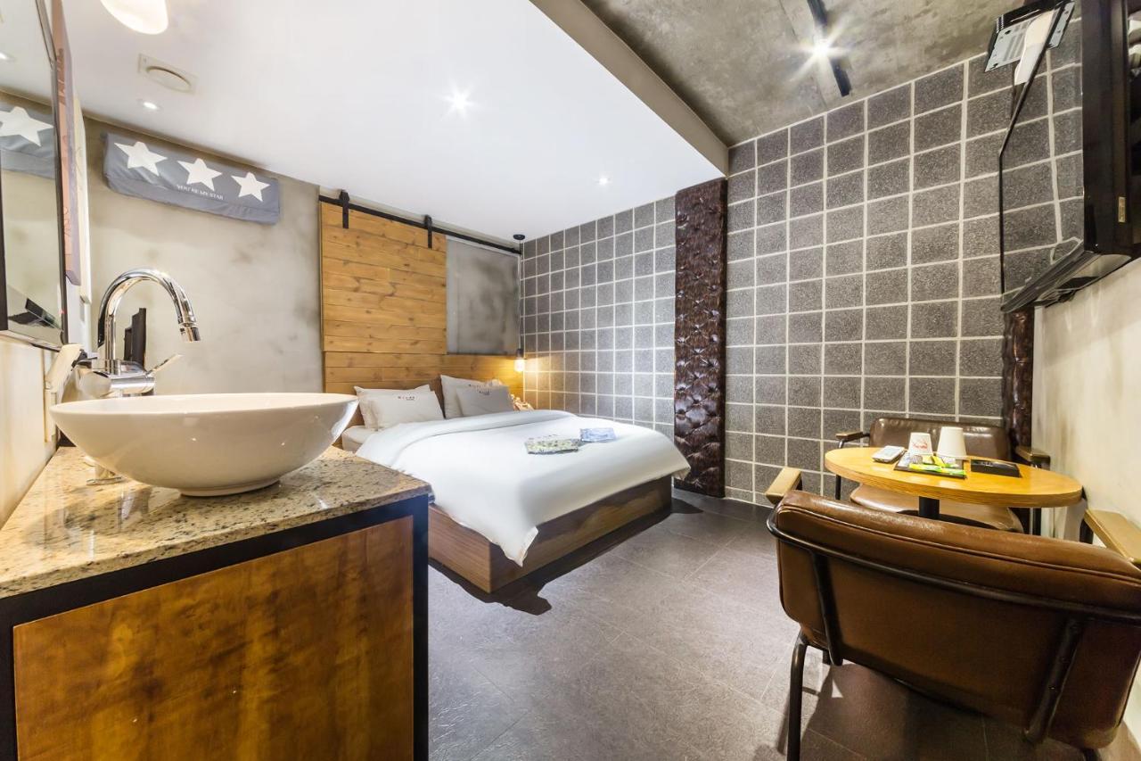 Hotel Yaja In Guri Екстер'єр фото